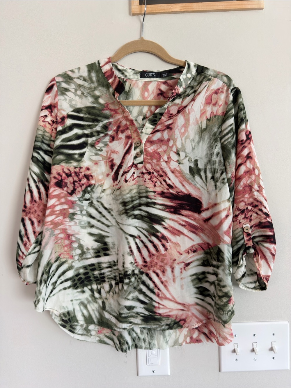 CURE Pink & Olive Printed V-Neck Roll-Sleeve Blouse